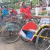 KDM Ingin Tukang Becak \'Libur\' saat Arus Mudik Lebaran, Tukang Becak Cirebon Bakal Dapat Kompensasi.