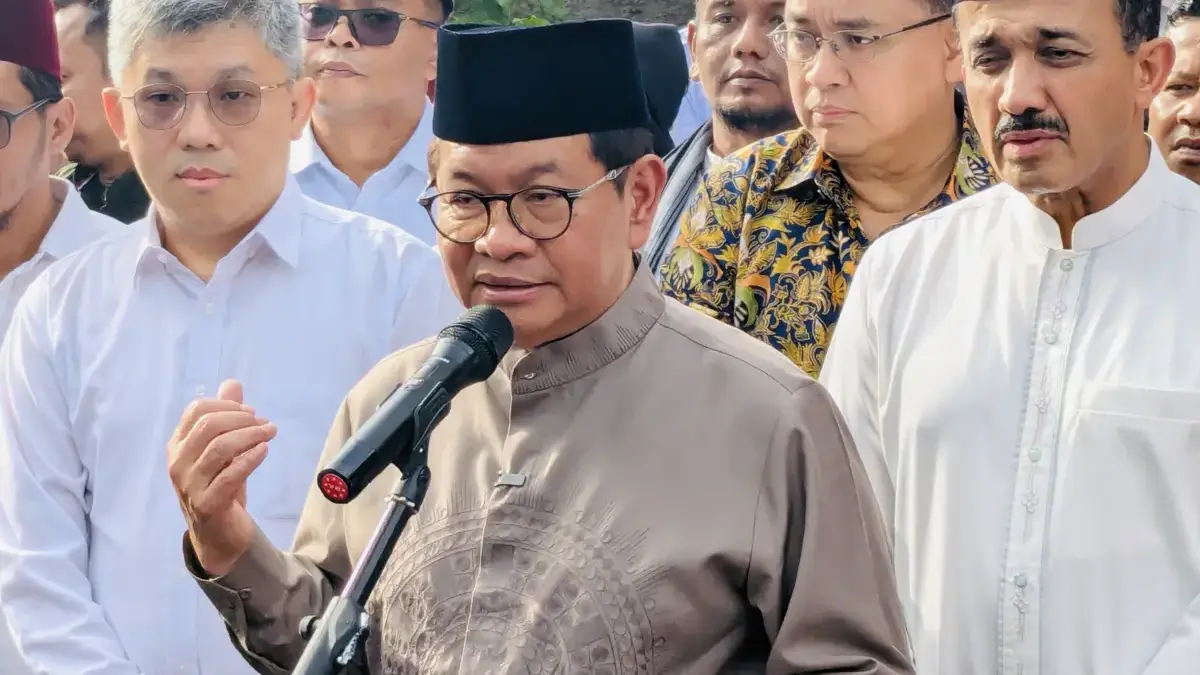 Pramono Anung Bakal Tertibkan Kabel Semrawut di Jakarta, Perda Sudah Ditandatangani