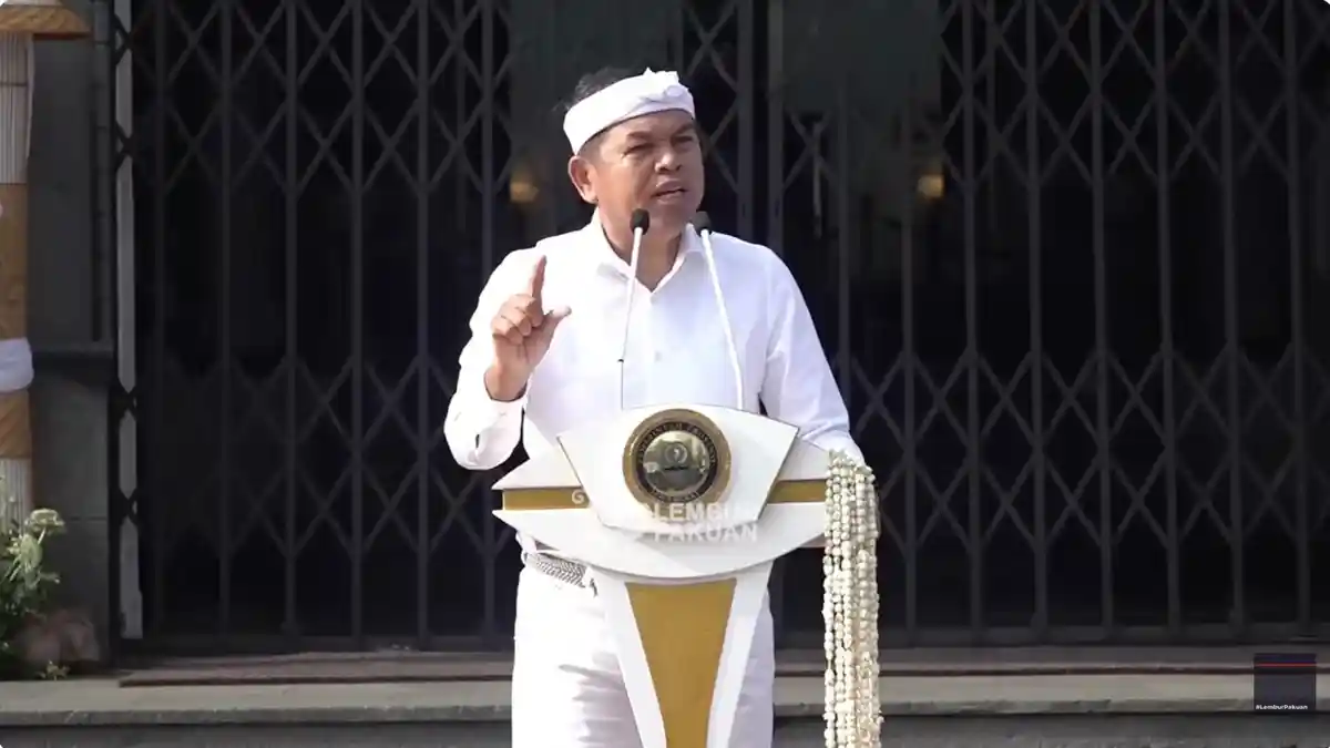 Gebrakan Dedi Mulyadi: Rencanakan Rekrutmen Besar-besaran Tamatan SD Jadi Tenaga Teknis Lapangan Gebrakan Dedi Mulyadi: Rencanakan Rekrutmen Besar-besaran Tamatan SD Jadi Tenaga Teknis Lapangan.