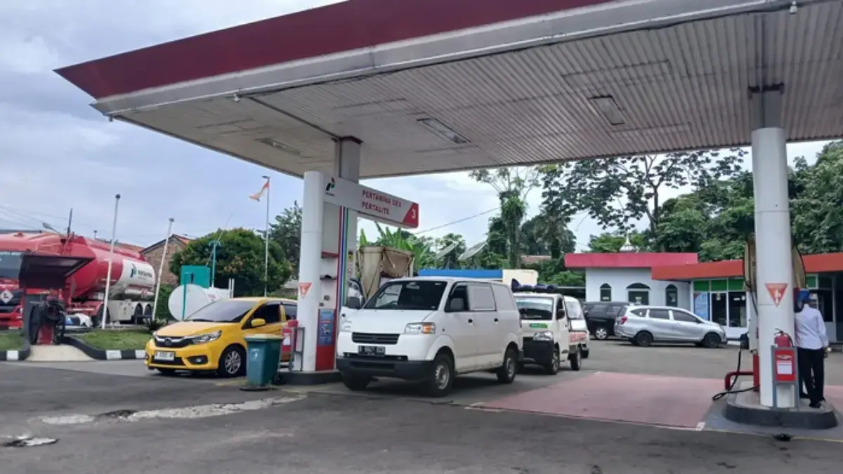 Pemerintah Jamin Pasokan BBM Aman Jelang Idul Fitri Meski Selat Hormuz Ditutup Pemerintah Jamin Pasokan BBM Aman Jelang Idul Fitri Meski Selat Hormuz Ditutup.