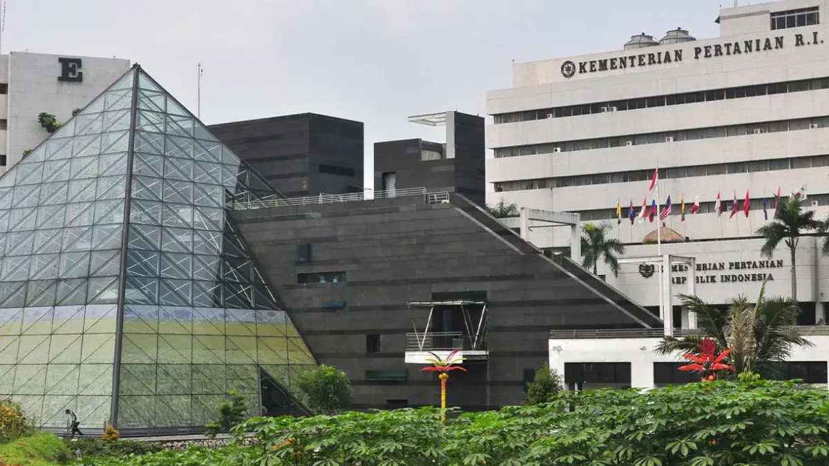 Sempat Kabur, Dua Tersangka Korupsi di Kementan Dibekuk di Sumsel, Kini Ditahan di PMJ.