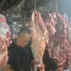 Pertengahan Bulan Puasa, Harga Daging Sapi Lokal di Pasar Rebo Purwakarta Tembus Rp140 Ribu/Kg.
