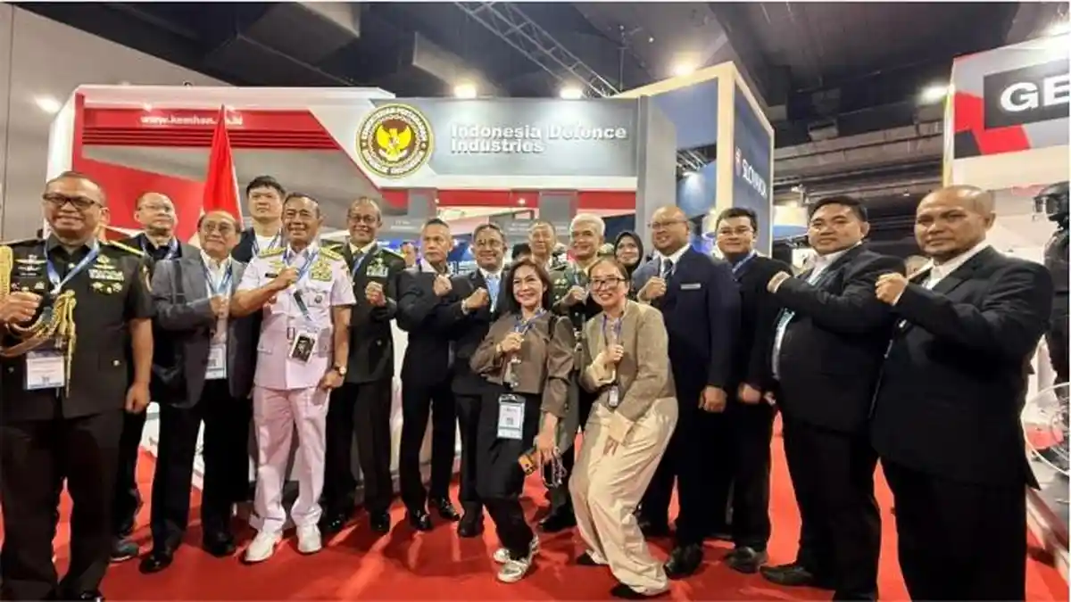 PT Dahana Tampil di DSA 2026, Perkuat Eksistensi Industri Pertahanan Indonesia.