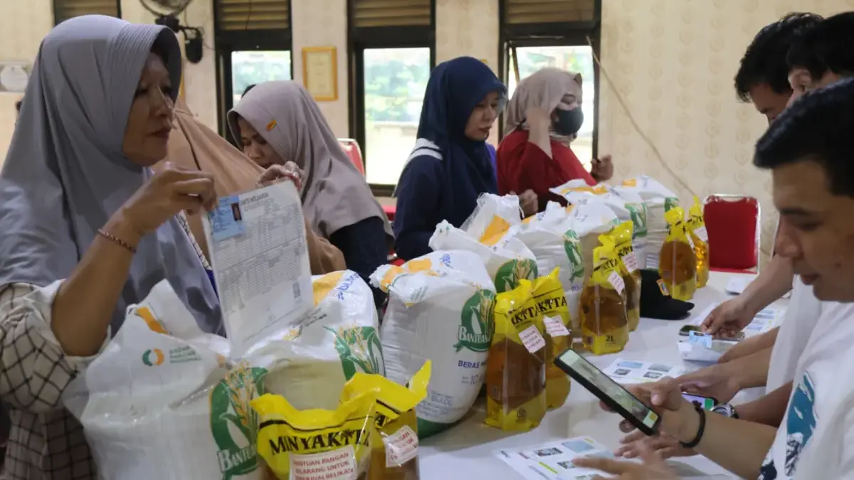 BULOG Tegaskan Stok Aman, Bantuan Pangan Bantu Ringankan Beban Masyarakat.