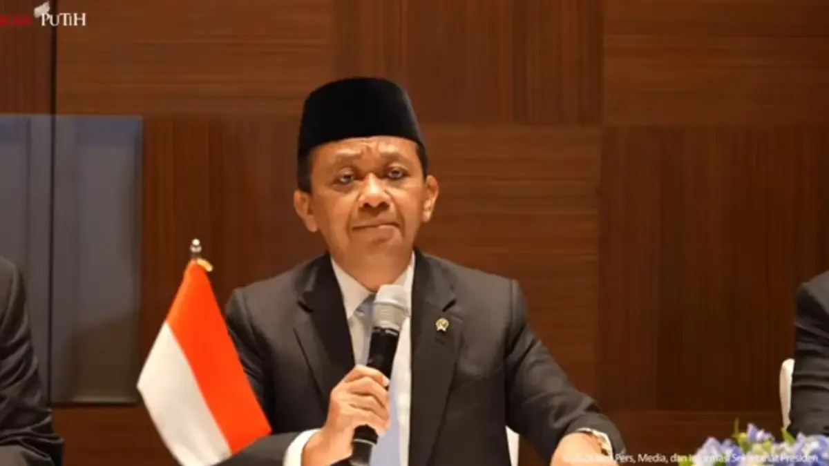 Bahlil Ngaku Mantan Sopir Angkot, Isi BBM 50 Liter per Hari Tangki Sudah Penuh Bahlil Ngaku Mantan Sopir Angkot, Isi BBM 50 Liter per Hari Tangki Sudah Penuh