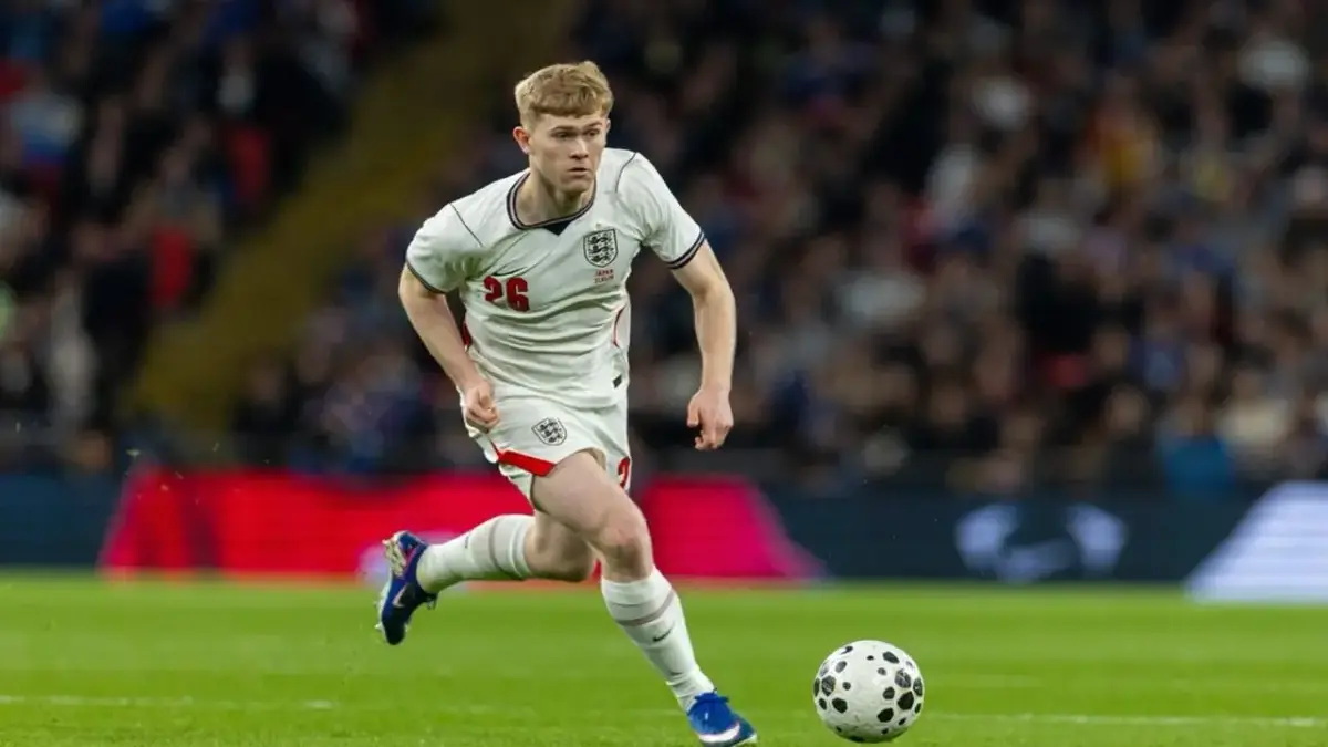 Pertahanan Mulai Rapuh, Arsenal Siapkan Dana Besar untuk Boyong Lewis Hall