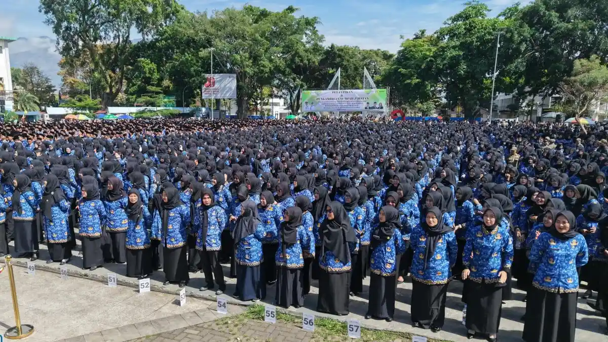 Aturan WFH ASN Jawa Barat Beda dengan Pusat? BKD Jabar Siapkan Zoom Bareng Daerah Samakan Persepsi Aturan WFH ASN Jawa Barat Beda dengan Pusat? BKD Jabar Siapkan Zoom Bareng Daerah Samakan Persepsi.