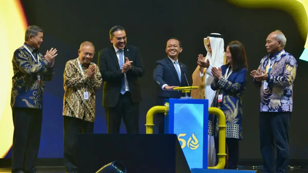 Bahlil Buka Lelang 118 WK Migas, Dorong Investasi demi Target Swasembada Energi.