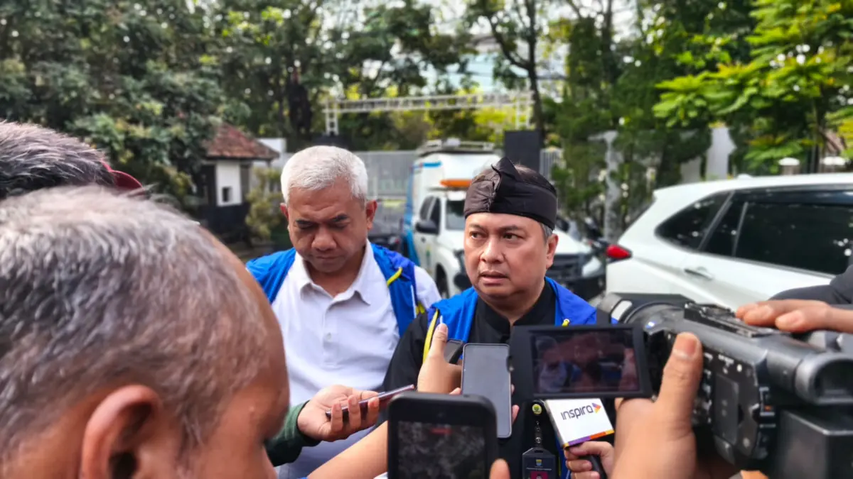 Sekda Kota Bandung Ajak Siswa Perangi Nikotin di Hari Tanpa Tembakau se-Dunia Sekda Kota Bandung Ajak Siswa Perangi Nikotin di Hari Tanpa Tembakau se-Dunia