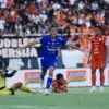 Analisa Kemenangan Persib atas Persija: Maung Lebih Efektif, Macan Dominan.