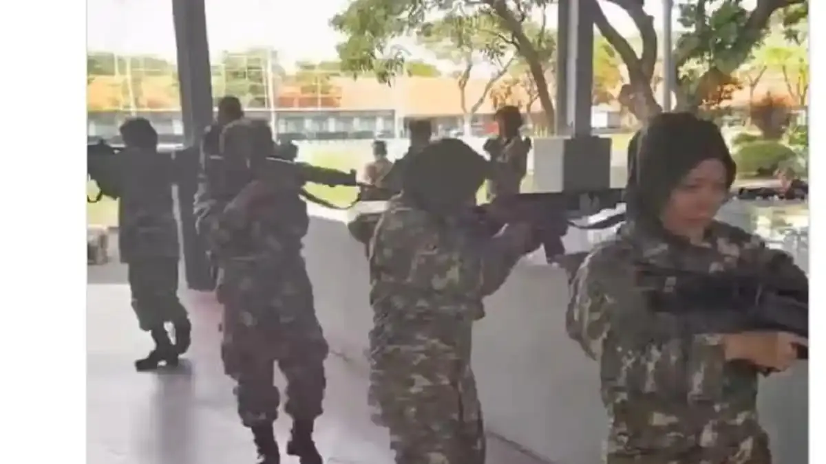 Materi Tembak Menembak Nggak Ada Lagi saat Pelatihan Calon Manajer Kopdes di Barak Materi Tembak Menembak Nggak Ada Lagi saat Pelatihan Calon Manajer Kopdes di Barak.