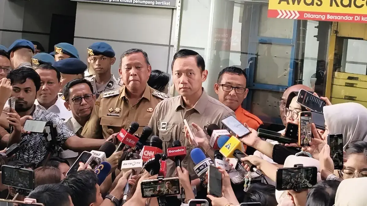 AHY Bantah Usulkan Dua Kolonel untuk Bikin Dapur MBG dalam Kasus Sony Sonjaya AHY Bantah Usulkan Dua Kolonel untuk Bikin Dapur MBG dalam Kasus Sony Sonjaya