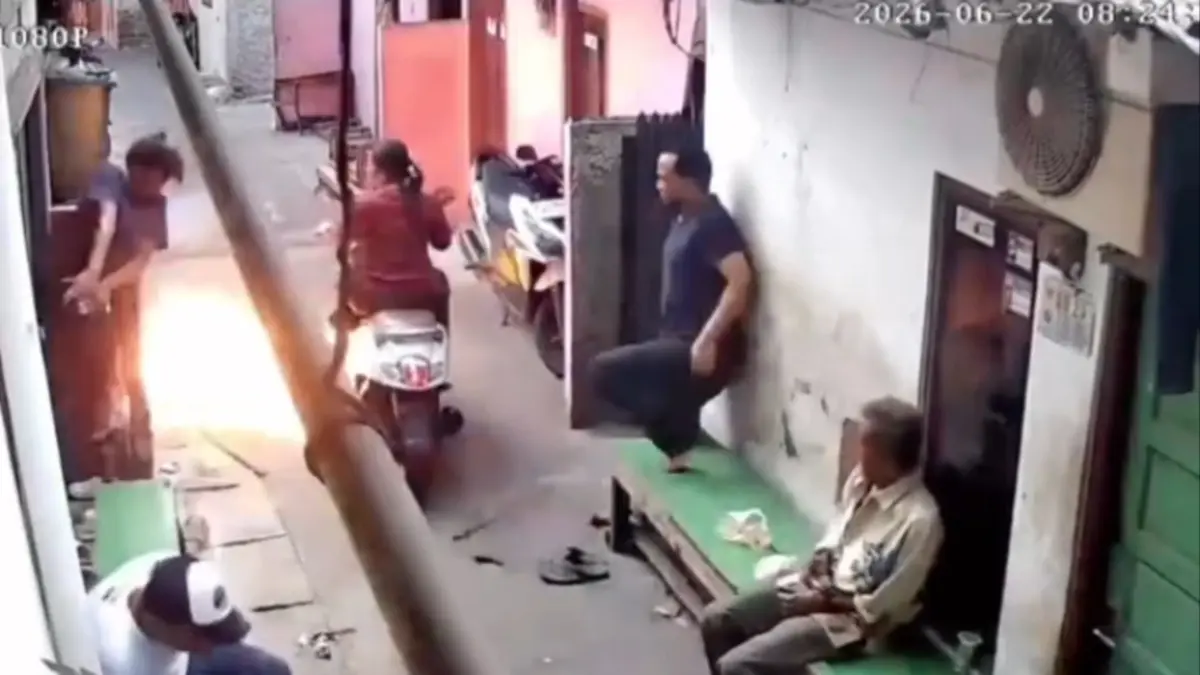 Ibu dan Anak Jadi Korban Pelemparan Molotov di Koja, Polisi Telusuri Ibu dan Anak Jadi Korban Pelemparan Molotov di Koja, Polisi Telusuri