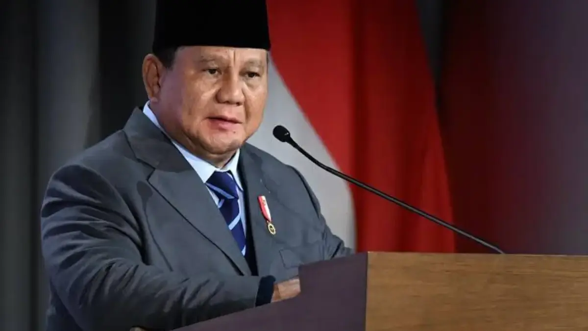 Prabowo Resmi Teken Revisi UU Polri 2026, Atur Pensiun hingga Penempatan Polisi di Jabatan Sipil Prabowo Resmi Teken Revisi UU Polri 2026, Atur Pensiun hingga Penempatan Polisi di Jabatan Sipil.