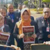 Dokter Tifa Hadiri Sidang Lanjutan Kasus Dugaan Ijazah Palsu Jokowi, Bawa 37 Nota Perlawanan